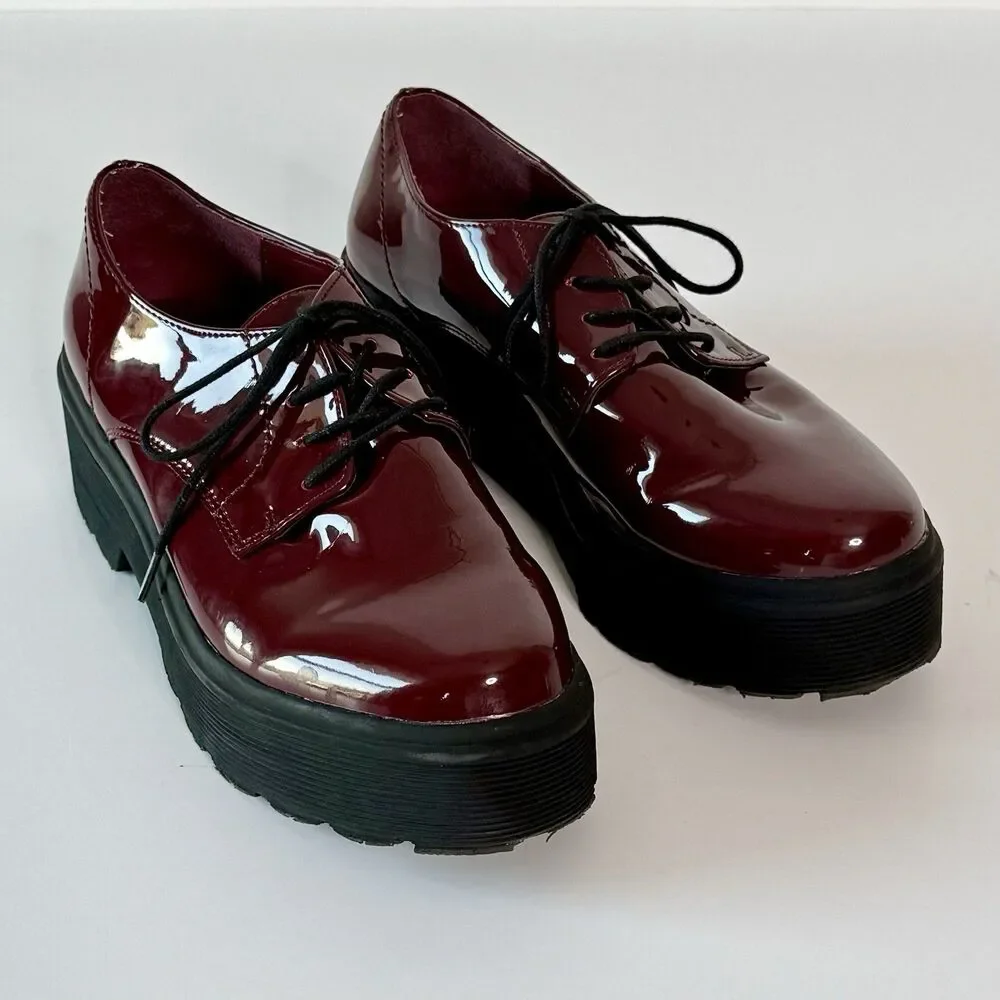 Forever 21 Women Oxford Sz 8 Burgundy Red Faux Patent Leather Lace Chunky Shoes